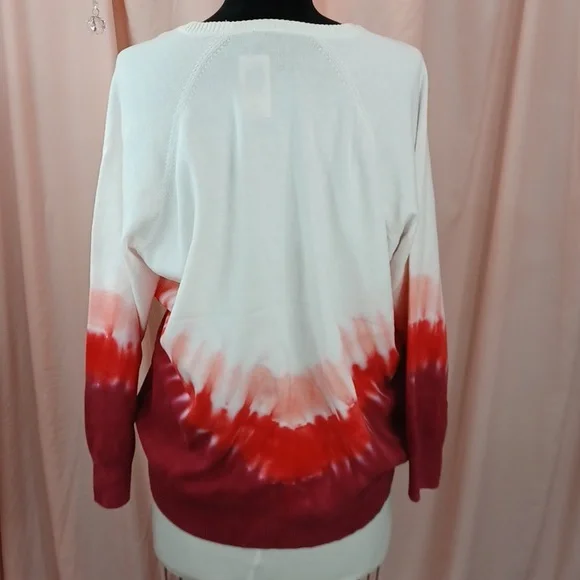 Torrid Tie Dye Raglan Pullover NWT - Picture 3 of 6